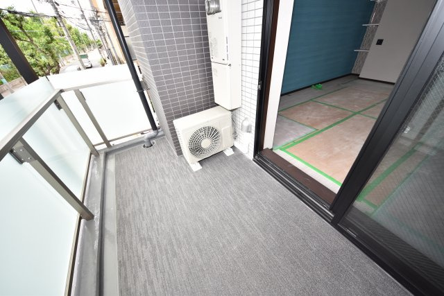 ブエナビスタ上町のバルコニー|バルコニーからの眺めを楽しみながら食事をしませんか