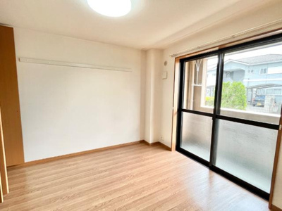 【内装】 | クレシアＡ | 洋室