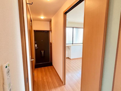 【内装】 | クレシアＡ | 廊下