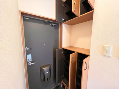 【玄関】 | クレシアＡ | 玄関