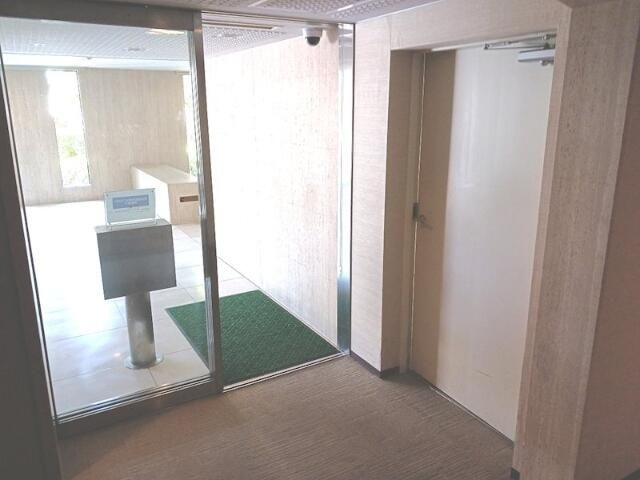 ペルシェール山手のロビー