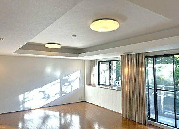 ペルシェール山手の内装