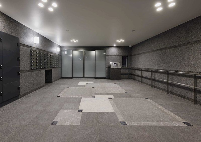 【ロビー】ルーブル西高島平