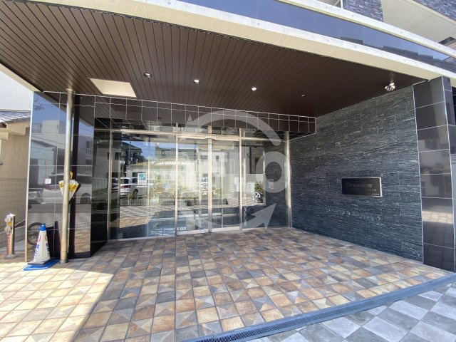 オリエンテムのエントランス|オリエンテム　エントランス