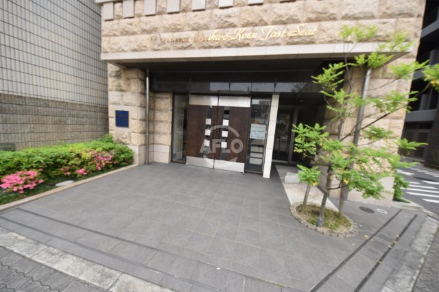 プレサンス大阪城公園ファーストシートのエントランス|プレサンス大阪城公園ファーストシート　エントランス