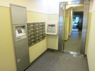 【エントランス】