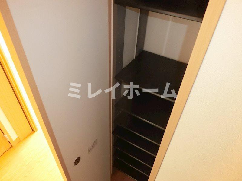 カーサ大井倉田の収納