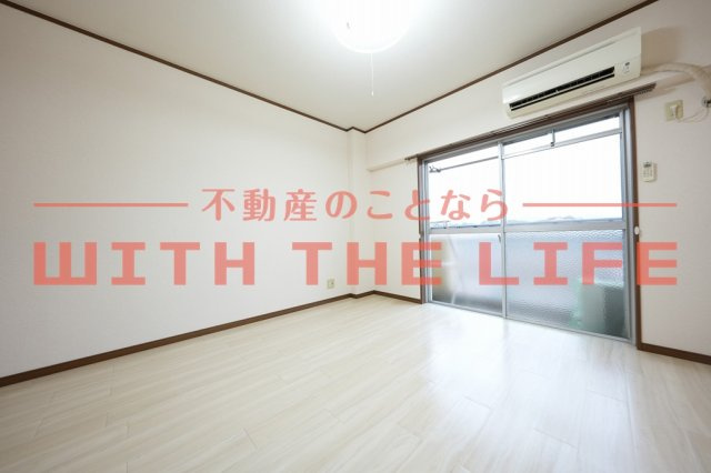 第3コーポ江頭【キャッシュバック対象物件】の居間・リビング|リビングです