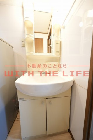 第3コーポ江頭【キャッシュバック対象物件】の独立洗面台|朝の身支度には欠かせない独立洗面化粧台