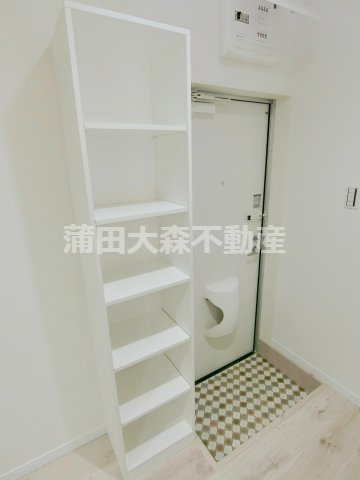 ハーミットクラブハウス京急蒲田の玄関|玄関　シューズボックス