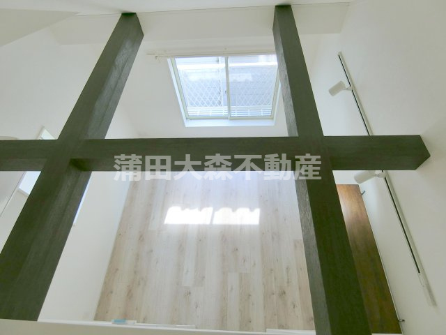 ハーミットクラブハウス京急蒲田の居間・リビング|洋室