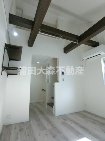 ハーミットクラブハウス京急蒲田の居間・リビング|洋室