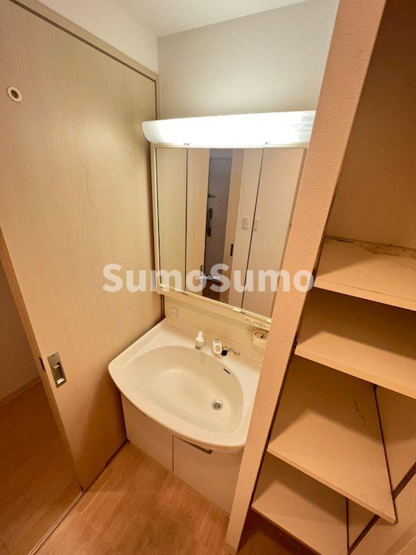 OCEAN松屋町の洗面所|忙しい朝には欠かせない洗面所です