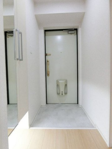 プランドール　コート神戸の玄関