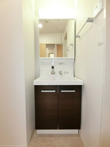 プランドール　コート神戸の洗面所