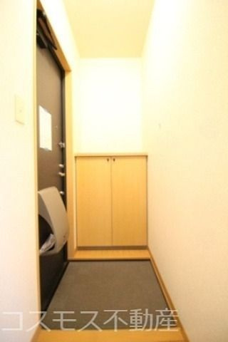 メゾンフルールの玄関