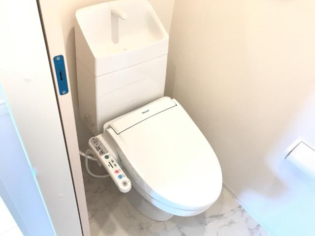 Jiro東幸のトイレ|シャワー付トイレ