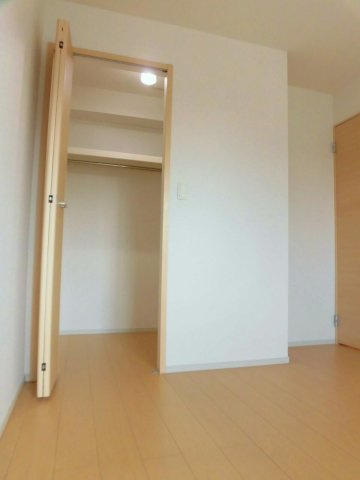 ホワイト　テールⅠの収納