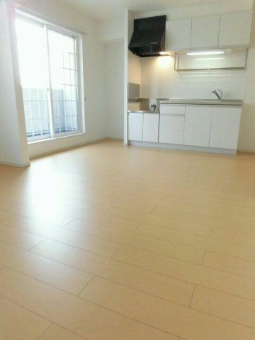 ホワイト　テールⅠの居間・リビング