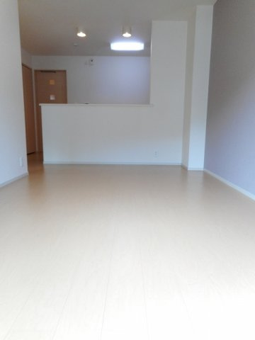 オルキスコートの居間・リビング|居間です