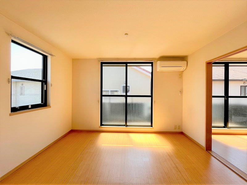 ファミールのざきの居間・リビング