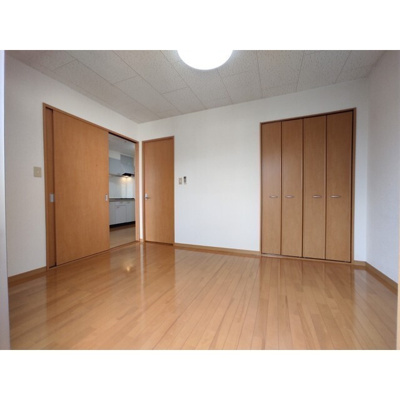 【寝室】 | アンプルールクラージュ松長