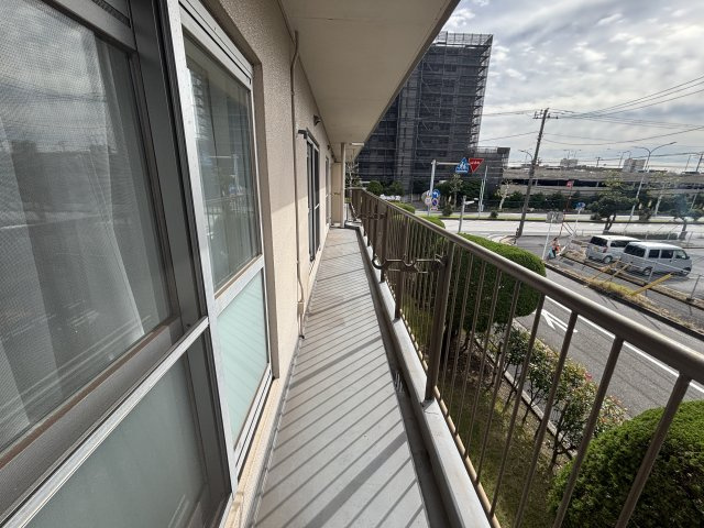 南西向きのバルコニーです