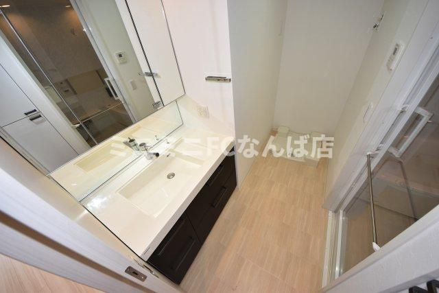 プラウド堀江公園の独立洗面台