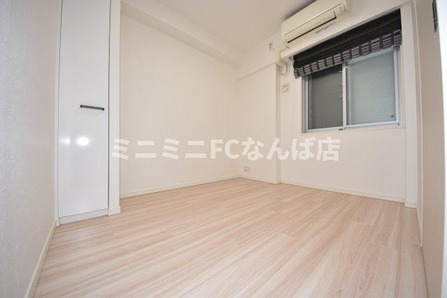 プラウド堀江公園の寝室