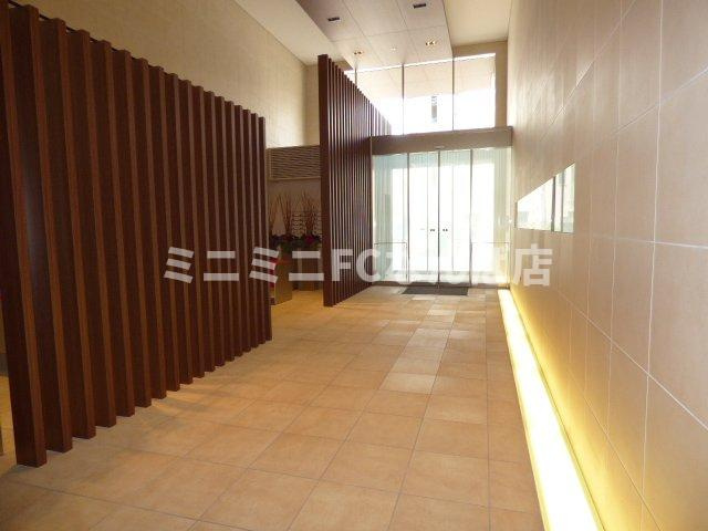 プラウド堀江公園のエントランス