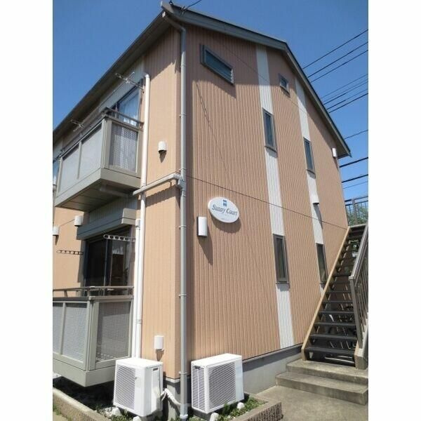 サニーコートのエントランス