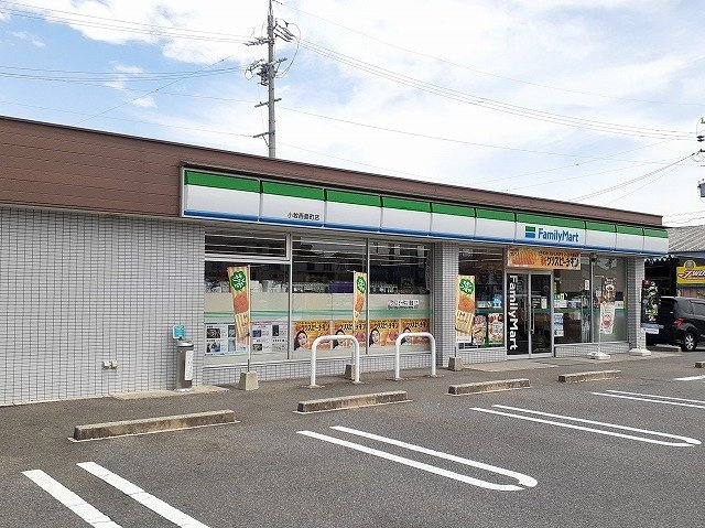 バイオレットの周辺|ファミリーマート　西島町店まで550m