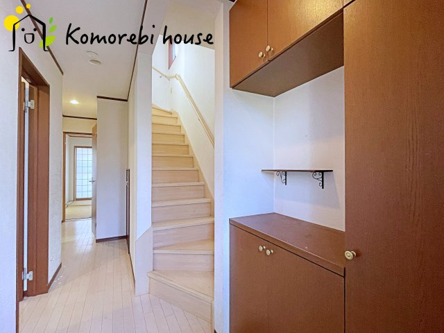 白岡市西２丁目　中古戸建の玄関|11/10　撮影済み