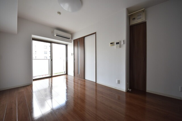 ミモザヒルズ大雲寺の居間・リビング