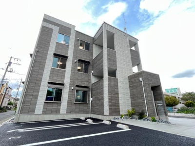 【外観】 | スライヴ | 外観写真（昼）