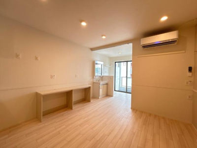 【内装】 | スライヴ | 洋室