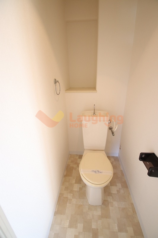 本多ハイツ長門石のトイレ|コンパクトで使いやすいトイレです