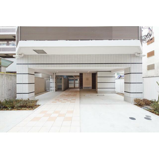 ラヴィエント浅草橋のエントランス