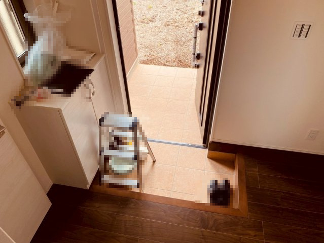 榎戸　中古戸建　2022年築の玄関