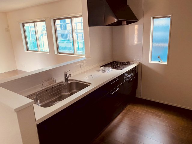 榎戸　中古戸建　2022年築のキッチン