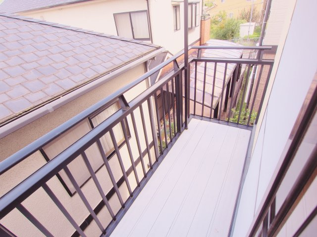 松田アパートのバルコニー
