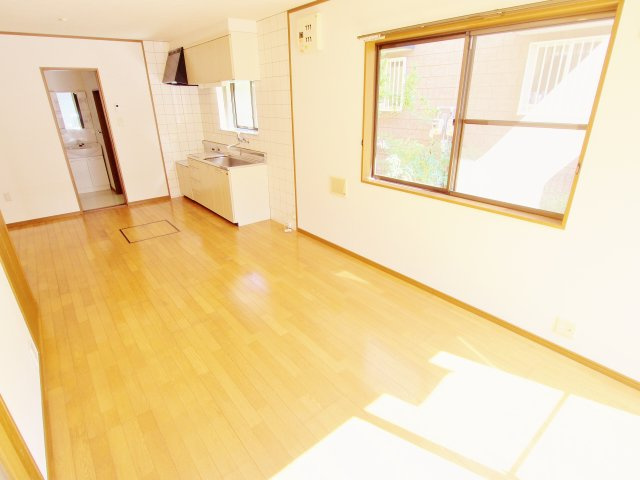 松田アパートの居間・リビング