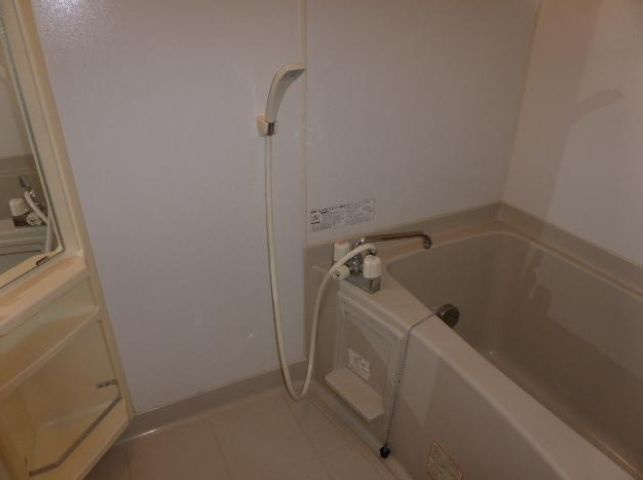 メゾン・ルミエールの浴室