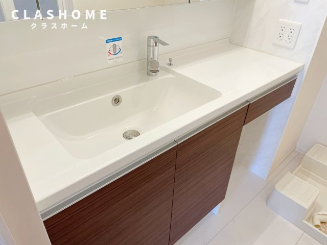 ボンリューヌ池端　　　刈谷市近郊の賃貸はクラスホームの洗面所