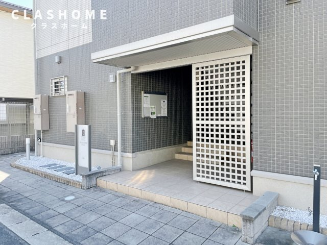 ボンリューヌ池端　　　刈谷市近郊の賃貸はクラスホームのエントランス