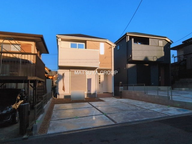 【前面道路含む現地写真】の画像