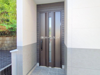 【玄関】 | 東大和市芋窪1丁目/新築戸建て