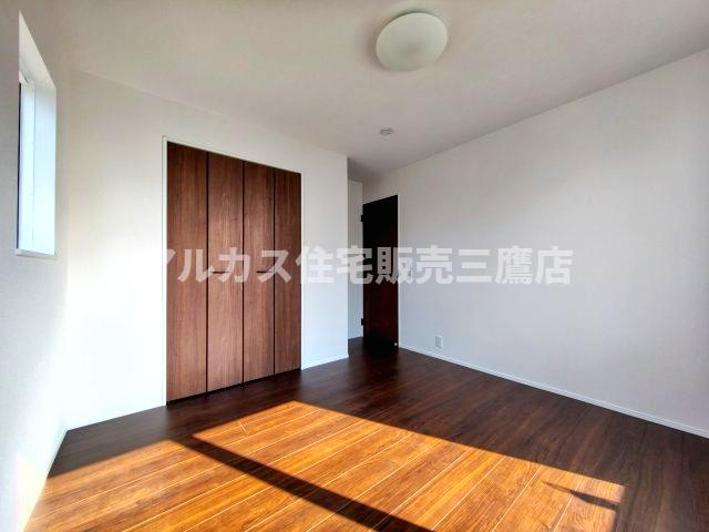 【内覧動画公開中！】三鷹市上連雀８丁目 中央線 三鷹駅 新築戸建の洋室