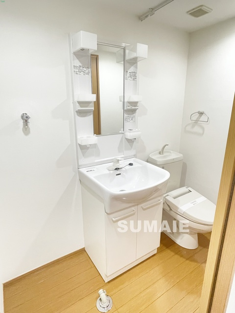 サンライズヒルズ　Ｔ．Ｂの洗面所|独立洗面所です♪