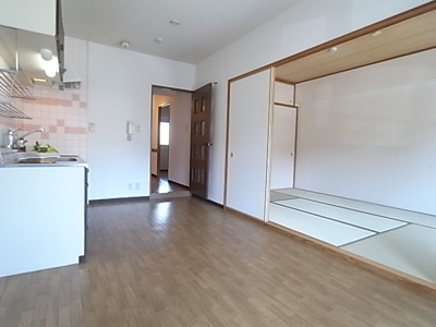 【居間・リビング】 | ディアコート氷野